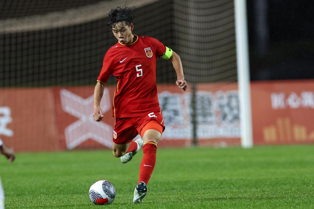 伤愈归来！阿方索·戴维斯时隔262天后重回拜仁大名单